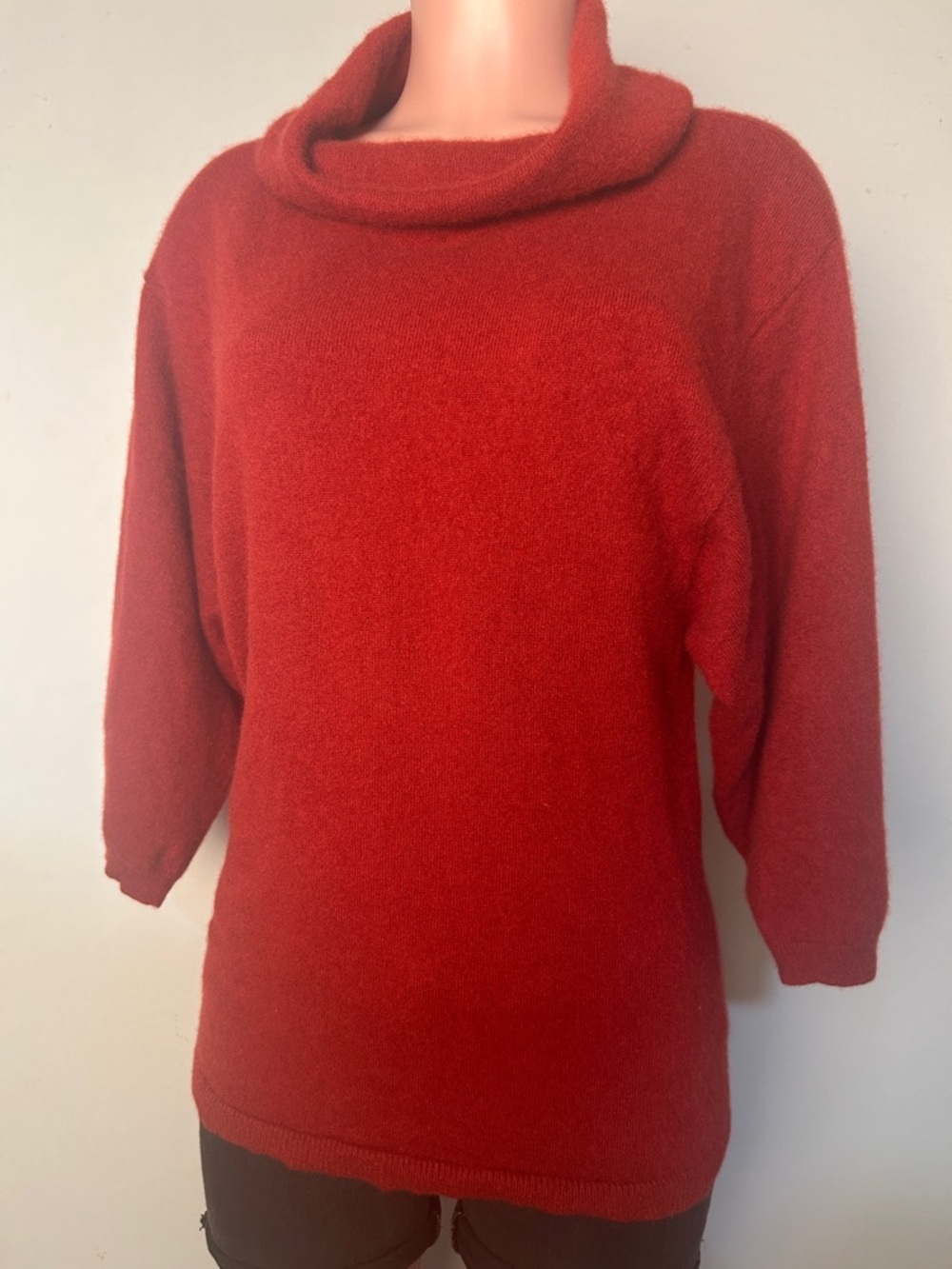 Neiman Marcus Red 100% Cashmere Short Sleeve Turtleneck Sweater Sz M